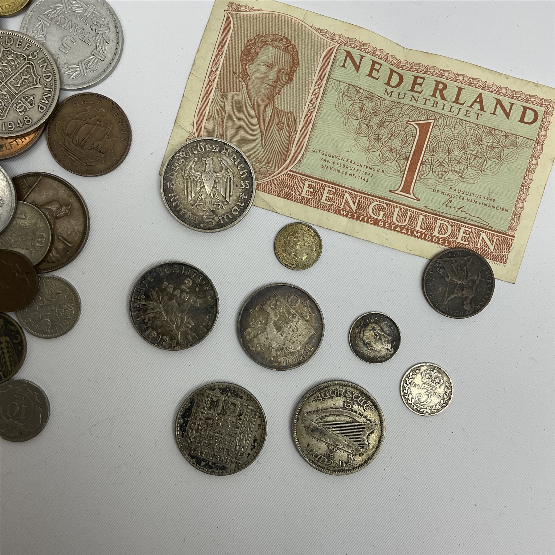 World coins including King George IIII 1823 farthing, King Edward VII 1902 silver threepence, French ten francs 1932, Irish 1928 florin, King George VI Australia 1944 threepence etc