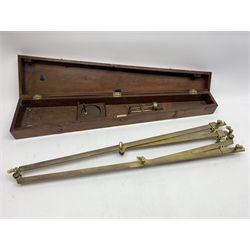 Early 19th century brass pantograph inscribed Buckley Dublin, with six turned ivory wheels, detachable support and two markers L68cm closed, in original fitted mahogany box
