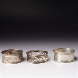 Five George IV Scottish silver table forks engraved with initial Glasgow 1829 Maker G Thomson, one German silver (800) spoon and five silver serviette rings