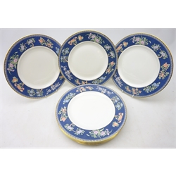  Set of eight Wedgwood 'Blue Siam' pattern dinner plates, D27cm (8)  