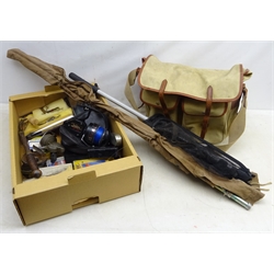  Quantity of fishing tackle including 19th century gaff hook with turned mahogany handle, Alcedo Omnia spinning reel, wooden Scarborough reel, other reels, lures, canvas tackle bag, net, rod and other tackle  