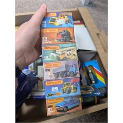Collection of die-cast vehicles, including Crestley Collection, Bburago, Limited Edition Oxford Die-Cast and sealed Matchbox examples, some boxed