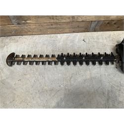 Stihl HS 81R petrol hedge trimmer, 30'' double sided