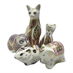 Five Royal Crown Derby paperweights, comprising Siamese Cat, Siamese Kitten, Sitting Kitten, Baby Indian Elephant and Bank Vole (5)