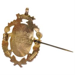 Victorian 9ct gold fob medallion, engraved H.R.F.C, F. Beamiss verso, Birmingham 1900