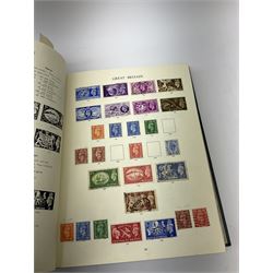 Stanley Gibbons 'Windsor Album' housing Great British stamps from Queen Victoria to Queen Elizabeth II including penny reds, half penny bantams etc