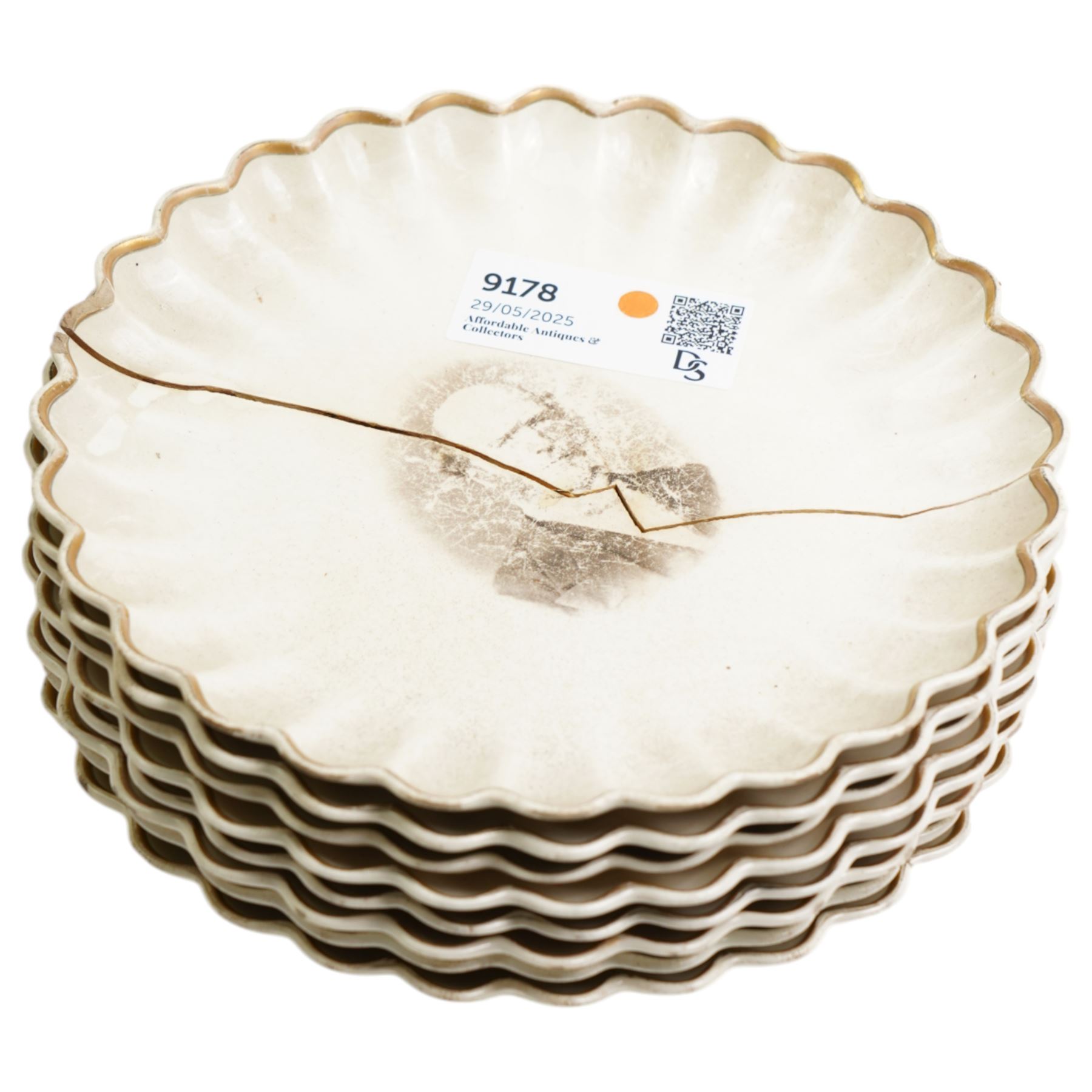 Set of seven Copeland plates retailed by John Mortlock, scalloped and decorated with portraits of gentlemen; together with an early 19th century Mahogany wall mirror, with a later easel stand, H44cm, and Brass table lamp, of antique design with classical figures on a circular base, H29cm