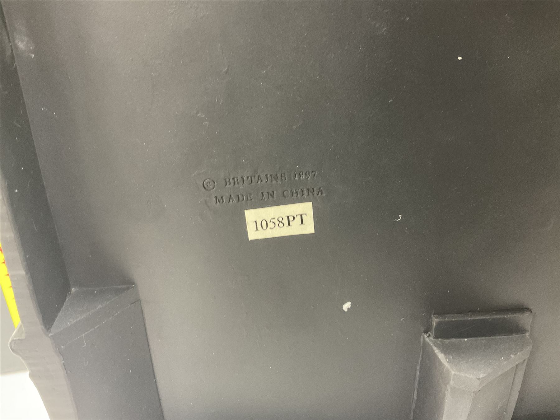 Britains - Circus Street Parade diorama with Circus Professional Vehicle no.08673; in original box 