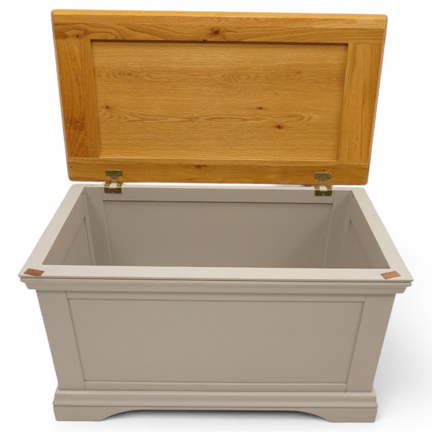 Modern bedroom suite comprising; a dresser, blanket box, bedside table, oak tops over a pale blue with wooden turned knobs

Dresser (H 77cm, D 48cm, W 107cm)
Blanket box (H 51cm, D 48cm W 91cm)
Bedside table (H 64cm, D 39cm, W 54cm)