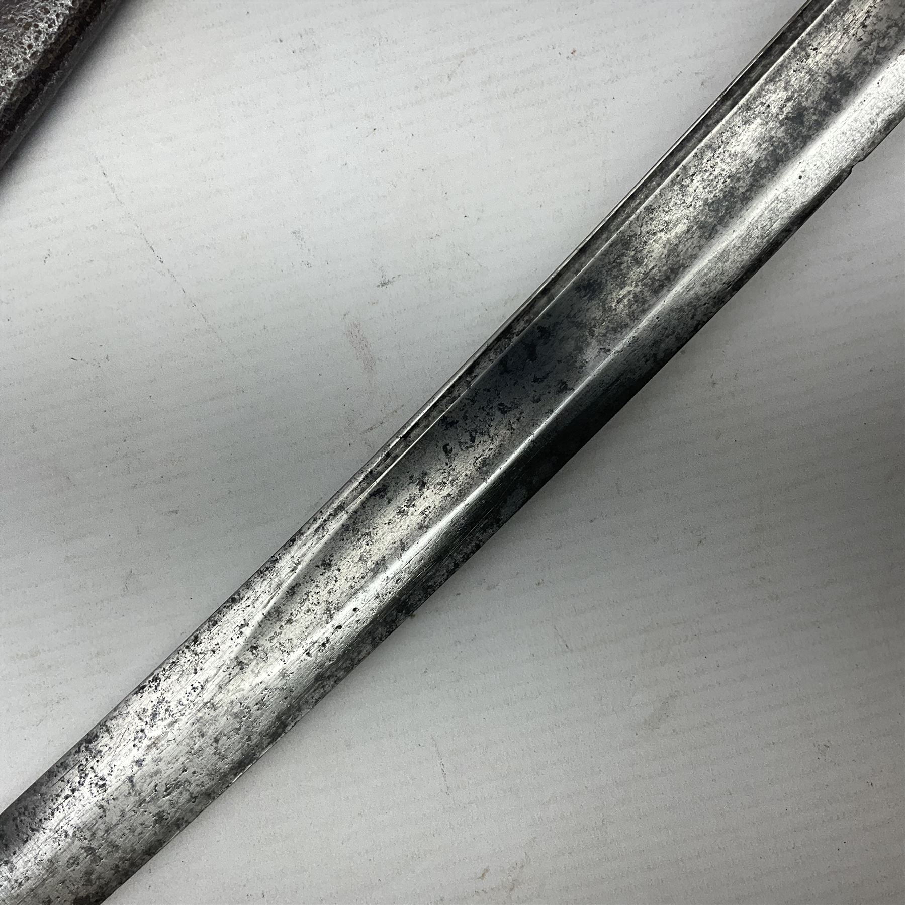 19th century French 1822 Pattern Light Cavalry trooper's sword with 88.5cm slightly curving fullered blade, brass three-bar hilt and wire-bound leather grip; in polished steel scabbard with two suspension rings L110.5cm overall