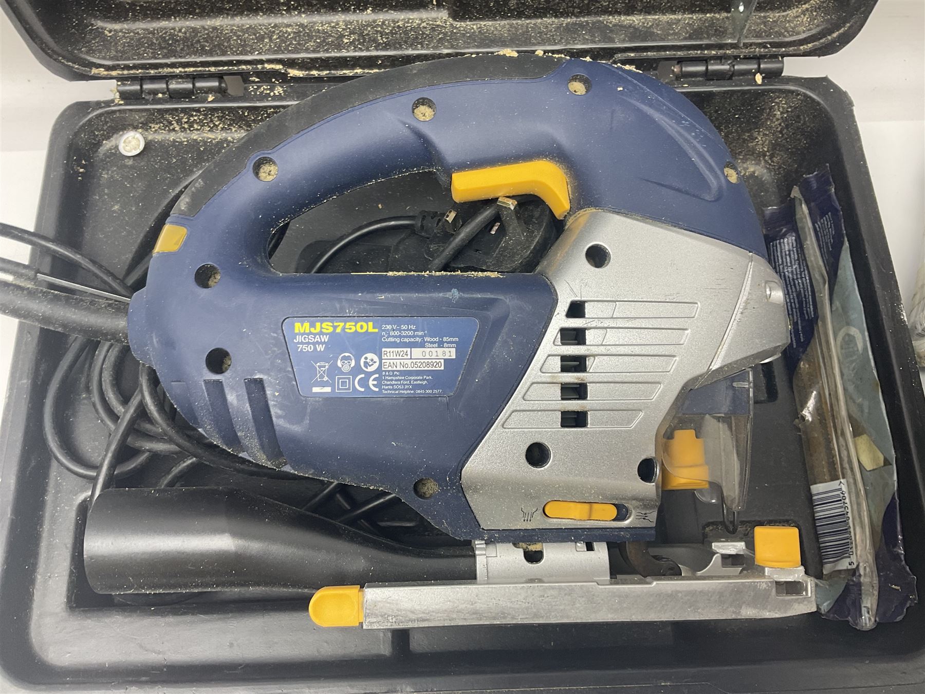 Collection of tools, comprising grinder electric, cased Mac Allister jigsaw, Power craft router