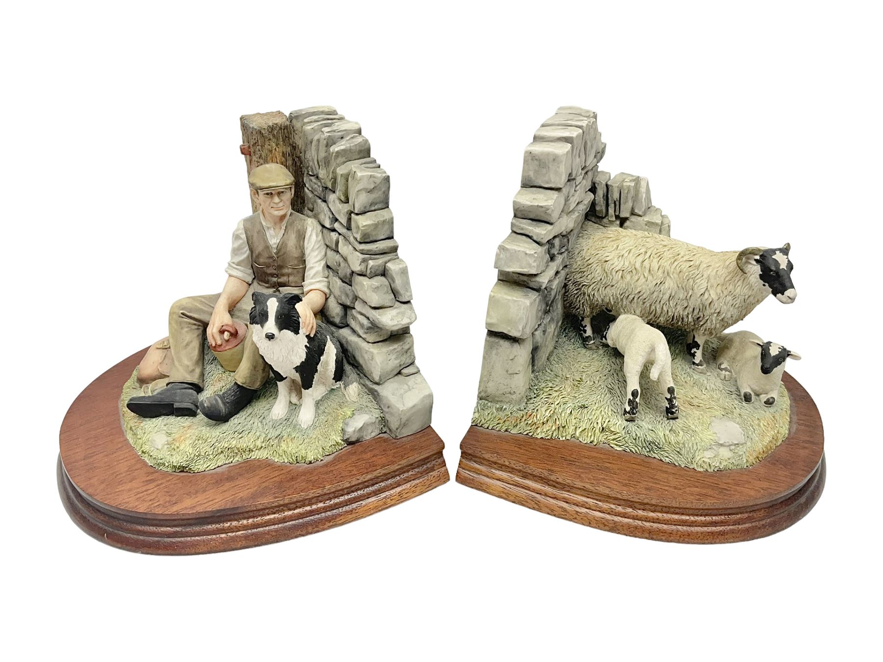 Pair of Border Fine Arts bookends '10 O'Clock Break' model No. L158 by Adrian Hughes, limited edition No. 763/1500, L37cm overall