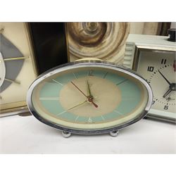 Metamec mantle clock together with Jantar chess clock and to other clocks 