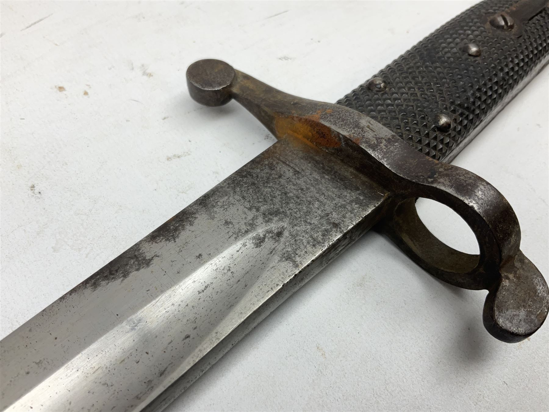 19th century Bayonet with 58cm fullered Yataghan shaped blade, stamped with anchor mark, with leather scabbard