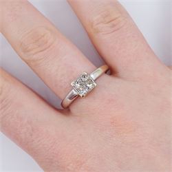 18ct white gold four stone princess cut diamond ring, hallmarked, total diamond weight approx 0.50 carat