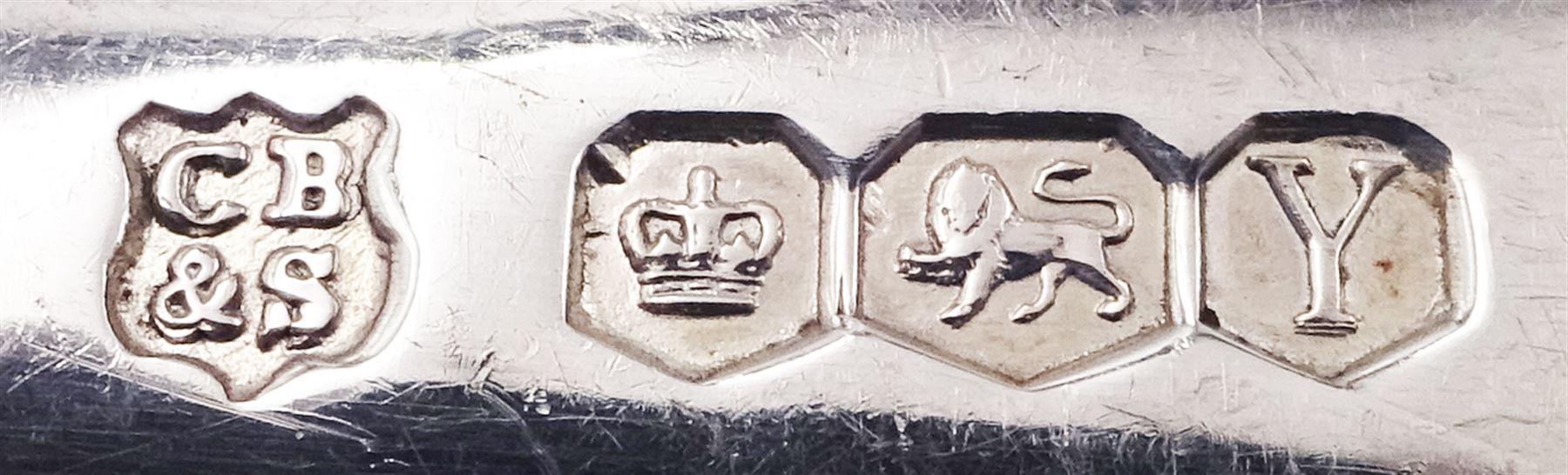 Mid 20th century silver rat tail pattern flatware for four place settings, comprising table knifes, table forks, side knives, side forks, and dessert spoons, hallmarked Cooper Brothers & Sons Ltd, Sheffield 1966, approximate weighable silver 20.98 ozt (652.7 grams)