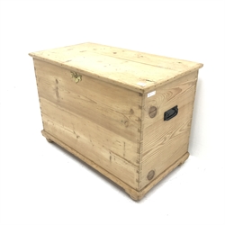 Stripped Victorian pine blanket box, single hinged lid, metal carrying handles, W90cm, H63cm, D49cm