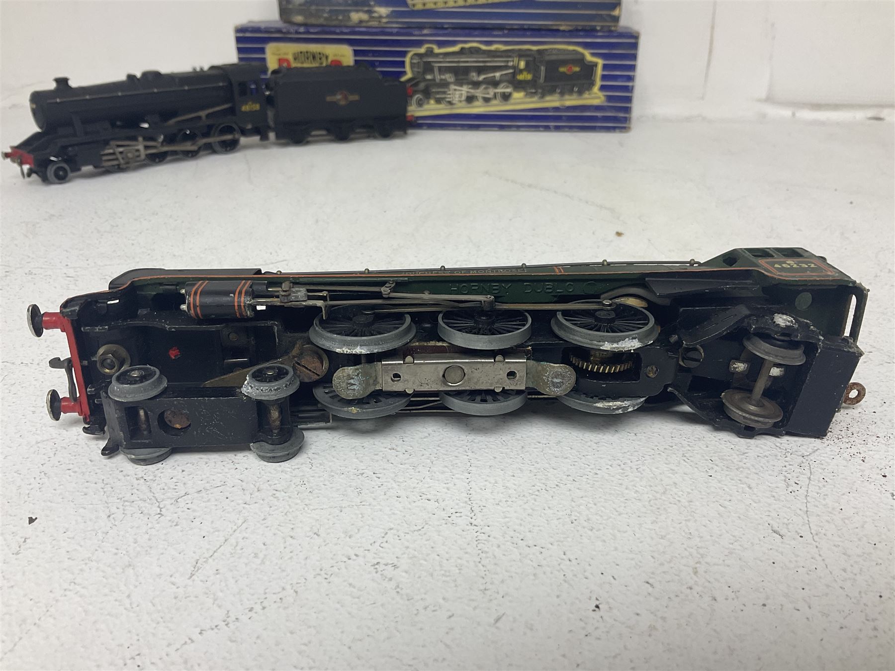 Hornby Dublo - 3-rail Class 8F 2-8-0 freight locomotive no.48158 with tender, Duchess Class 4-6-2 ‘Duchess of Montrose’ locomotive no.46232, Class 4MT Standard Tank 2-6-4 locomotive no.80054, all in original boxes; and Class N2 0-6-2 Tank locomotive no.69567, without box (4) 