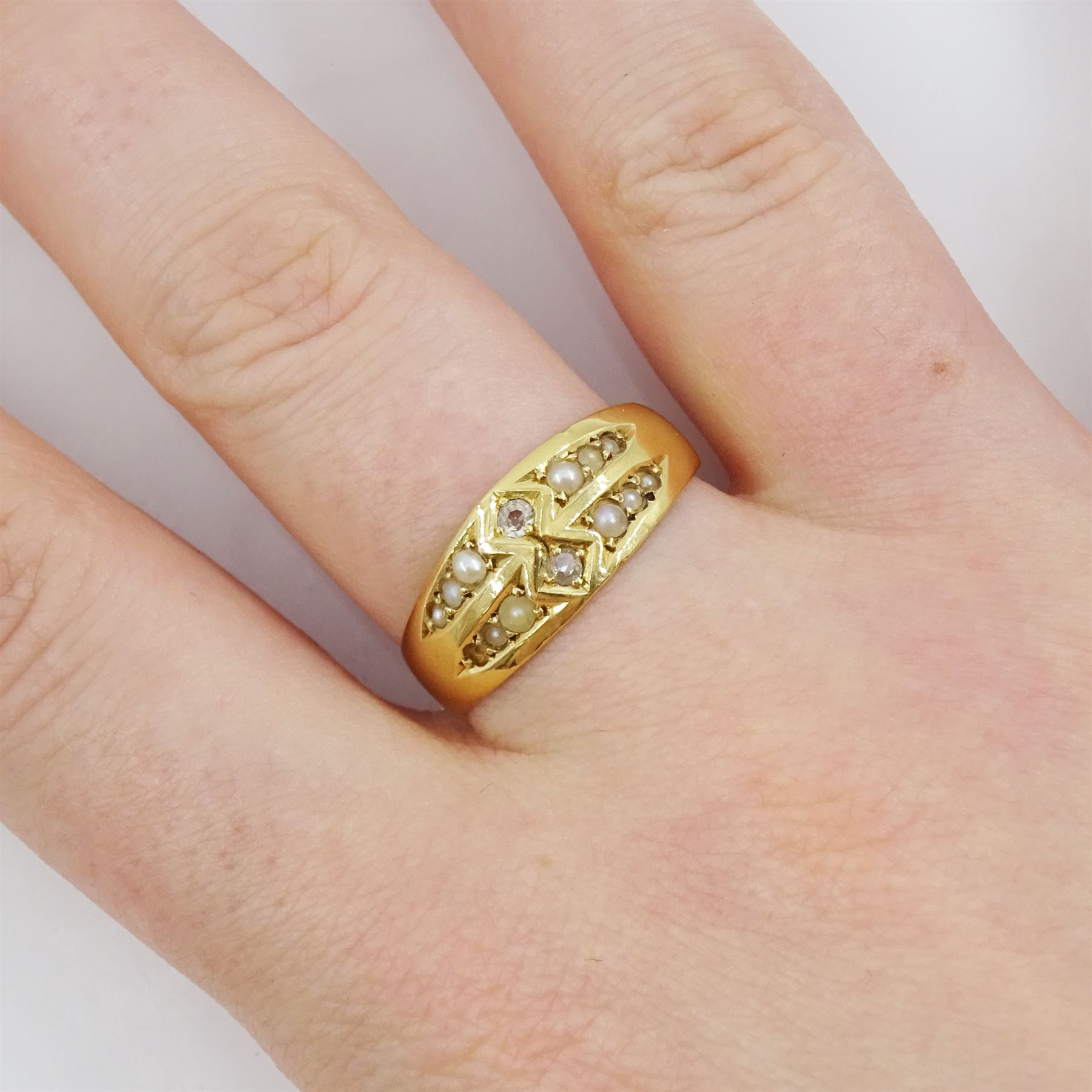 Victorian 18ct gold old cut diamond and split pearl ring, Birmingham 1890