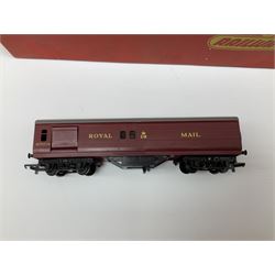 '00' gauge - Tri-ang RS.5 set box with 0-6-0 locomotive No.43775 and tender and various goods wagons (no track); Tri-ang Rocket Launcher and Royal mail Van; both in boxes; and quantity of trackside buildings and other accessories