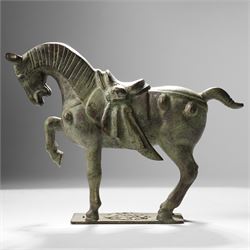 Chinese Tang style bronzed metal model of a horse, W28.5cm
