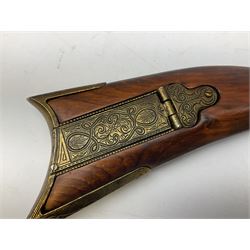 Reproduction non-firing Kentucky style flintlock musket musket, the 87.5cm hexagonal barrel with ramrod under, brass and brassed furniture and patch box to walnut stock L131cm overall