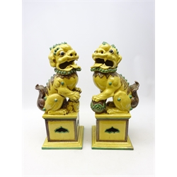 Pair of 20th Century Italian glazed earthenware Dogs of Fo, in the Chinese style, H54cm   