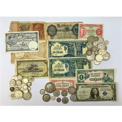 Great British and World coins including approximately 50 grams of pre 1920 Great British silver coins including George III 1820 crown, approximately 100 grams of pre 1947 Great British silver coins, Irish 1928 half crown, small number of United States of America coins etc and a small number of World banknotes