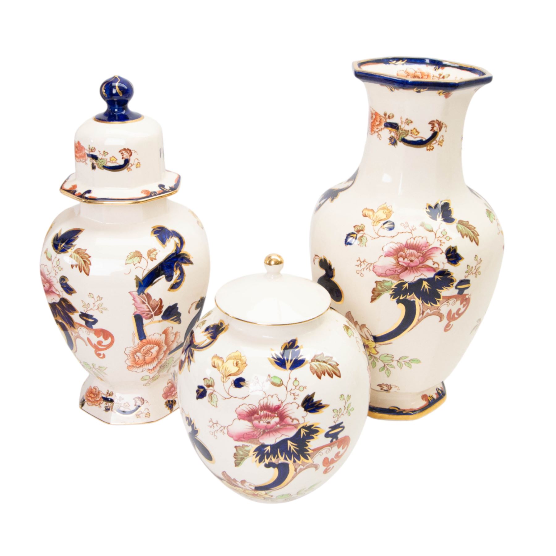 Collection of Mason ‘Mandalay’ pattern ceramics, to include vase and cover, two clocks, candle sticks, wall vases, ginger jar etc 
