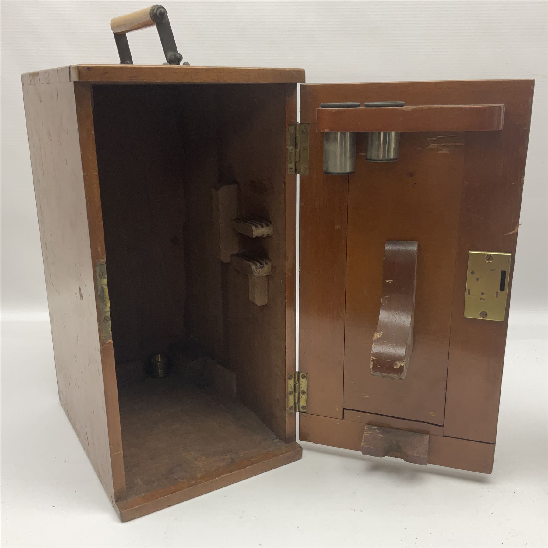 Brass lacquered microscope, by J. Swift & Son, London, in wooden carry cas no 13749, 