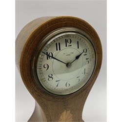 Edwardian mahogany balloon mantel clock timepiece, circular enamel Arabic dial, the front inlaid with fan motif, boxwood stringing