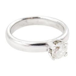 18ct white gold single stone round brilliant cut diamond ring, stamped 750, diamond 0.70 carat, with International Gemological Laboratories report