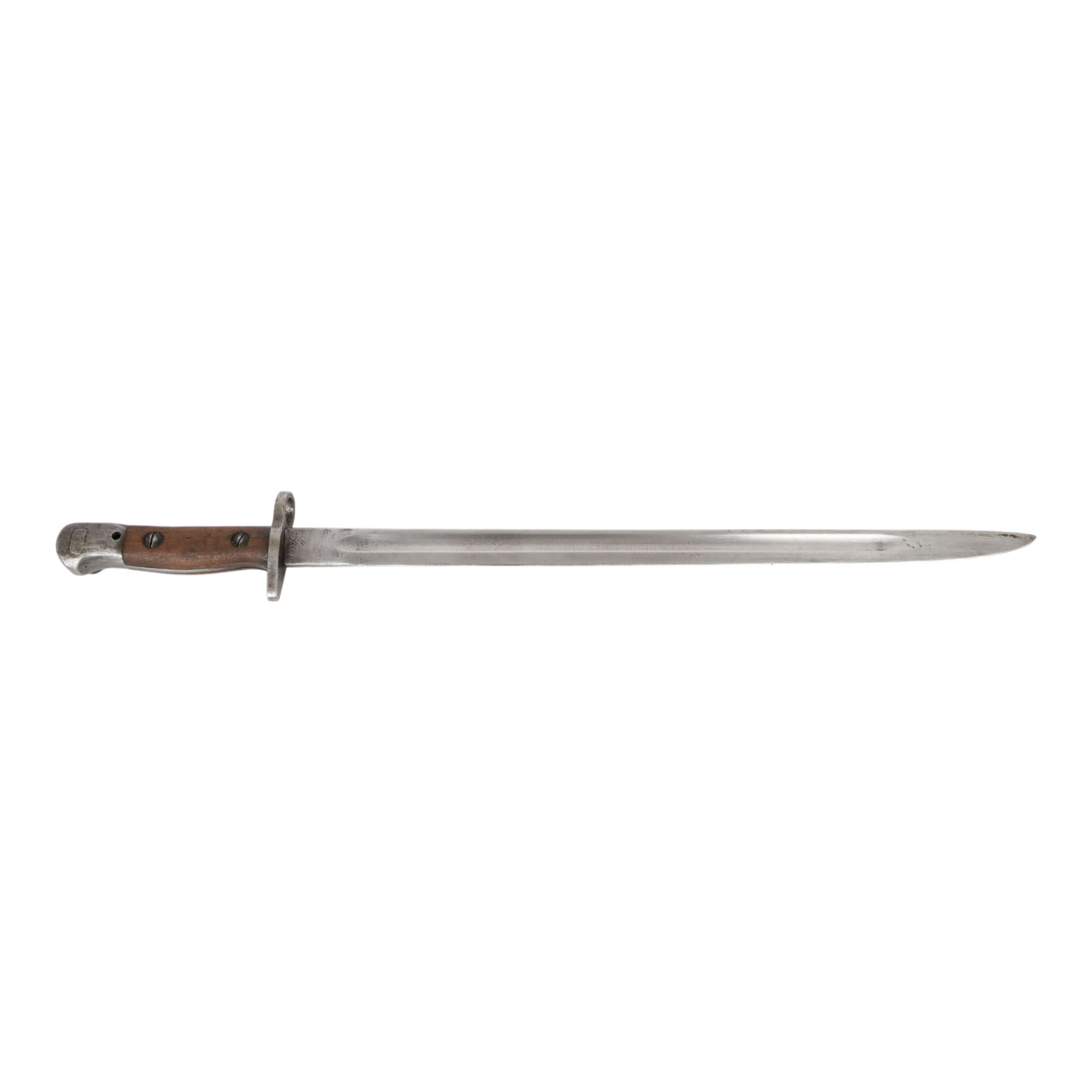 Lee Enfield SMLE Rifle Bayonet, 1907 pattern, with leather scabbard, L57cm 