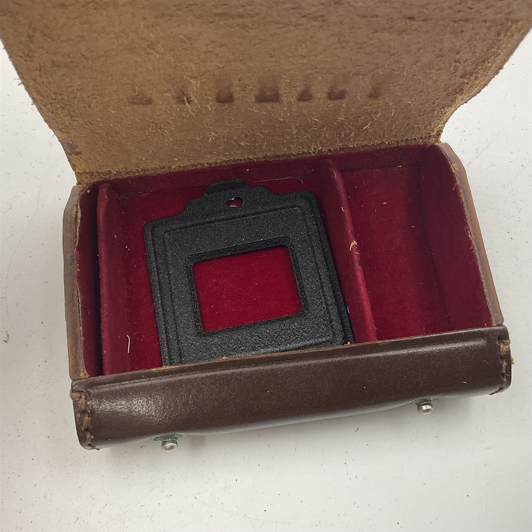 Yashica-Mat Copal MXV camera body, serial no 408717, with Yashinon 1;3.2 f=80mm' and Yashinon 1;3.5 f=80mm' lens serial no 460802, together with Yashica 635 Copal-MXV camera body serial 4080675 with Yashinon 1;3.5 f=80mm' lens serial no 229427 and 'Yashikor 1;3.5 f=80mm' lens serial no 228386