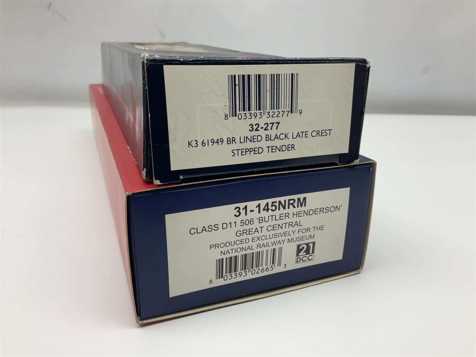 Bachmann '00' gauge - Class D11 4-4-0 'Butler Henderson' Great Central locomotive No. 506, produced exclusively for the National Railway museum; boxed with slip-case; and Class K3 2-6-0 BR lined black late crest locomotive No.61949; boxed; both DCC ready (2)