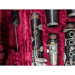 Carlo Ricordo bowl back mandolin, Selmer clarinet and a Boosey & Hawkes clarinet, all cased