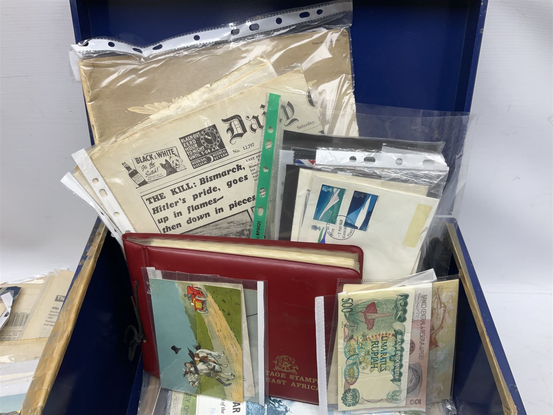 TFR SPOKE 05/09/23 AGREED RTV BEVERLEY - Collection of ephemera to include five copies of Palestine post newspapers from 1938, approximately fifty world bank notes, sheet music, postcards from 1910-1959 etc