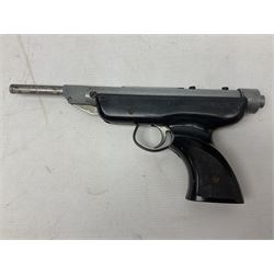 Italian RO72 .177 target air pistol with break barrel action, shaped and chequered grips L32cm