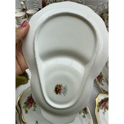 Royal Albert Old Country Roses pattern tea and dinner wares, including tiered cake stands, cake plate, napkin rings, egg cups, pierced serving platters, etc 