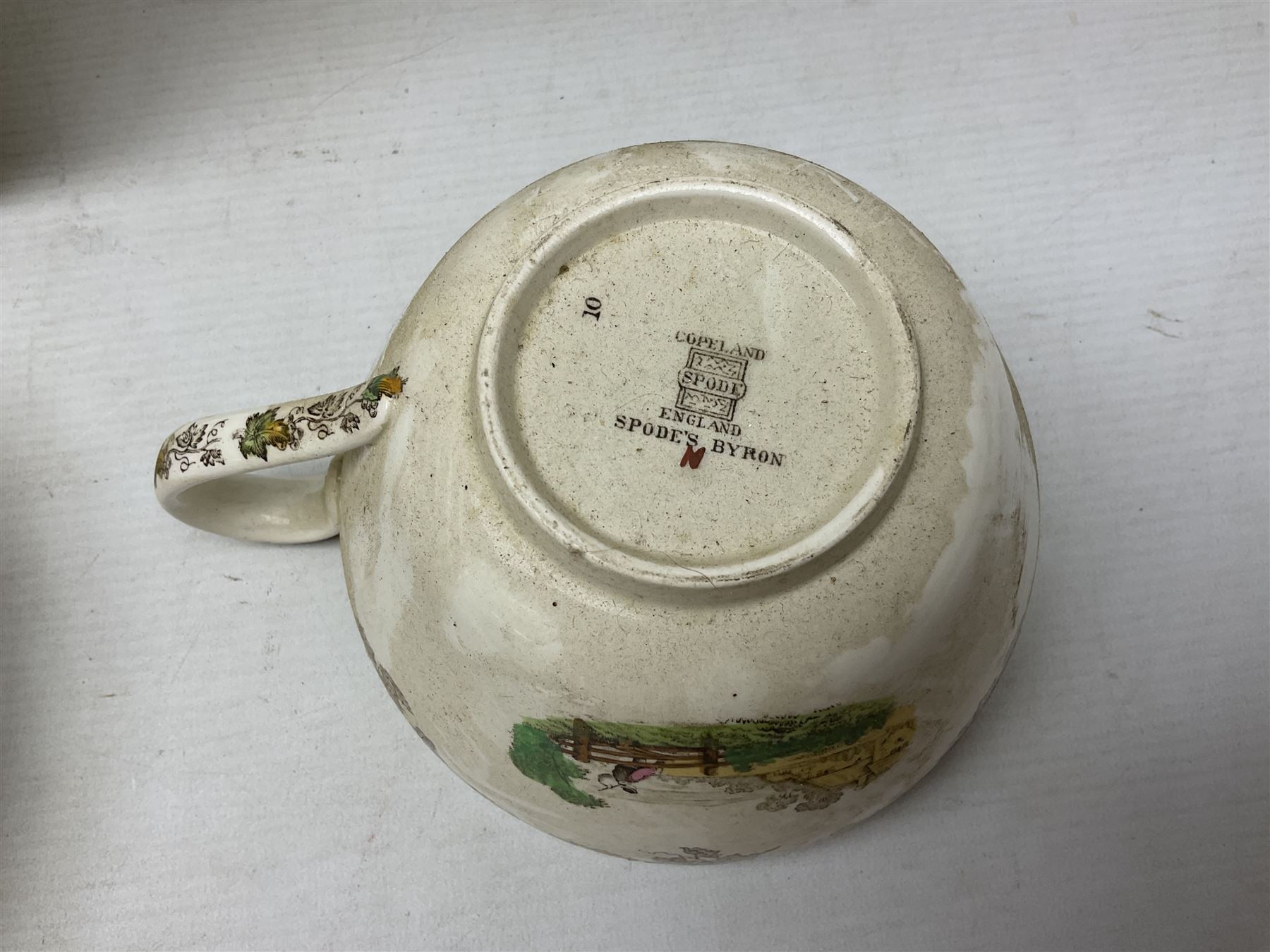 Collection of Copeland Spode hunting scenes dinner wares, after J. F. Herring, to include dinner plates, side plates, graduated serving platters, lidded box etc, together with Spode's Byron breakfast cup and saucer, all with printed marks beneath (29)