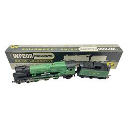 Wrenn '00' gauge - Rebuilt Bulleid Pacific 4-6-2 locomotive 'Lyme Regis' No.21C109 in SR Malachite Green; boxed with instructions