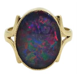 9ct gold single stone opal doublet ring, stamped