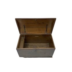 18th century oak blanket chest, hinged dome lid concealing fitted candle box 
