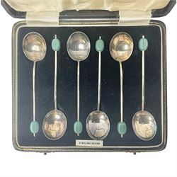 Cased set of six silver teaspoons, hallmarked 