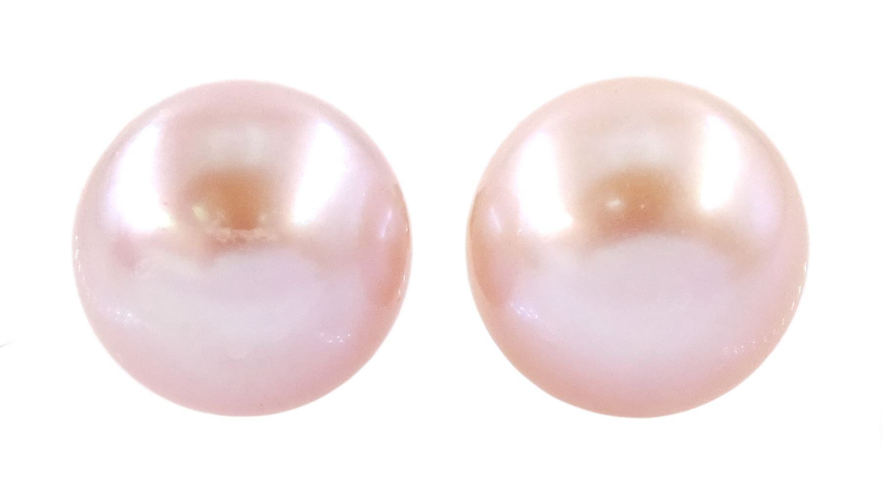 Pair of 9ct gold pink / peach pearl stud earrings, stamped 375