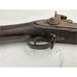 20th century Indian percussion military musket, approximately 20-bore, the 96.5cm barrel with three bands, the steel lock-plate marked 1862 Enfield, walnut full stock with brass fittings and under barrel ramrod channel L140.5cm overall