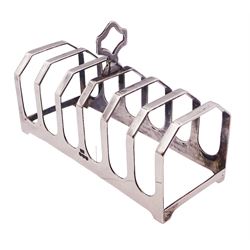 1930's silver seven bar toast rack, with angular canted bars and central shaped handle, hallmarked Viner's Ltd, Sheffield 1937, including handle H7cm, approximate weight 2.35 ozt (73 grams)