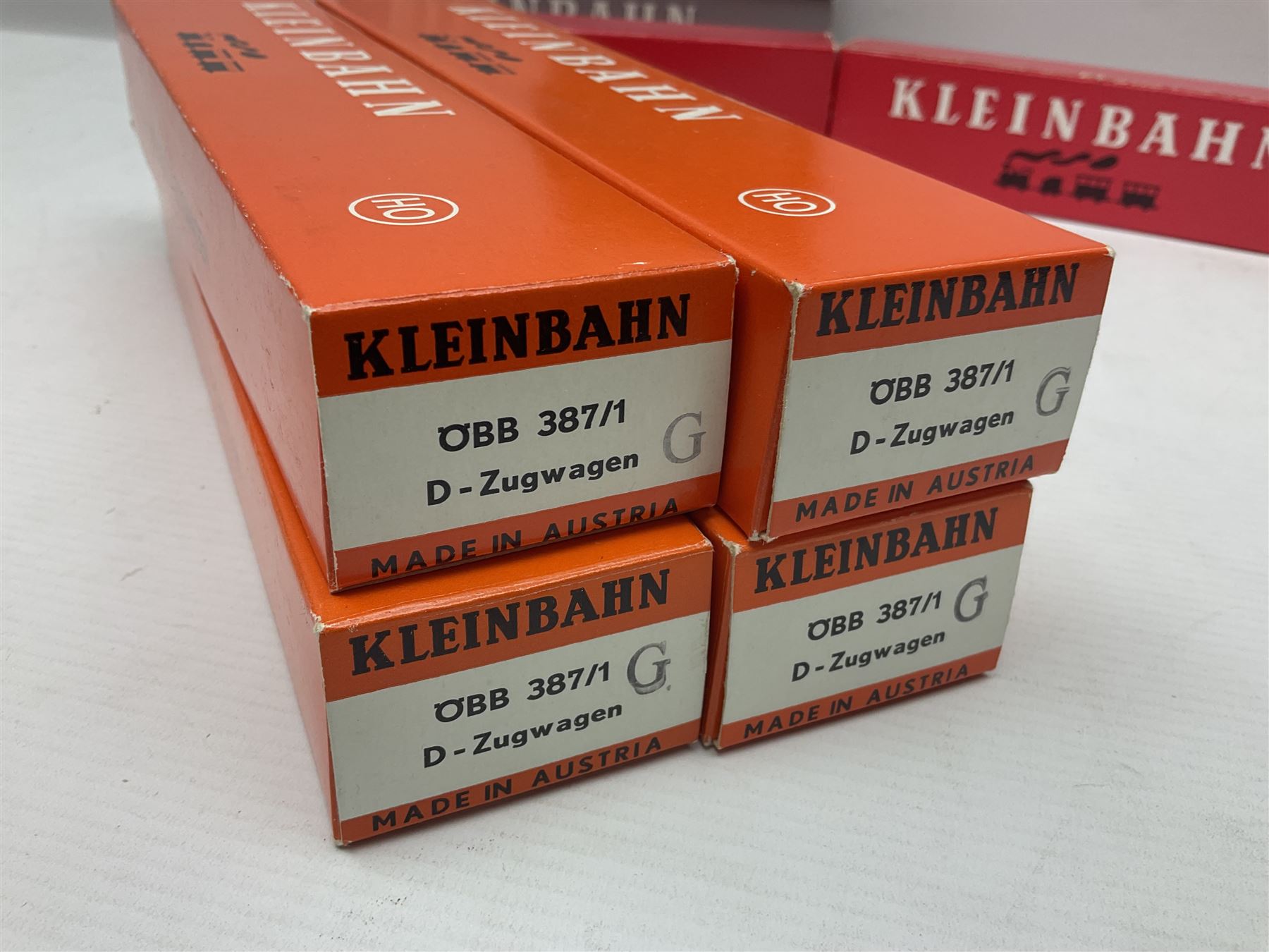 Kleinbahn HO gauge - thirteen passenger coaches - five 398 2.Klasse Eurofima Reisezugwagen; four OBB 387/1 D-Zugwagen; two 385 Schlafwagen; and two 370 Personenwagen 2 achsig; all boxed (13)