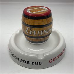 Mintons Guinness ashtray, with barrel to the centre, H10cm 