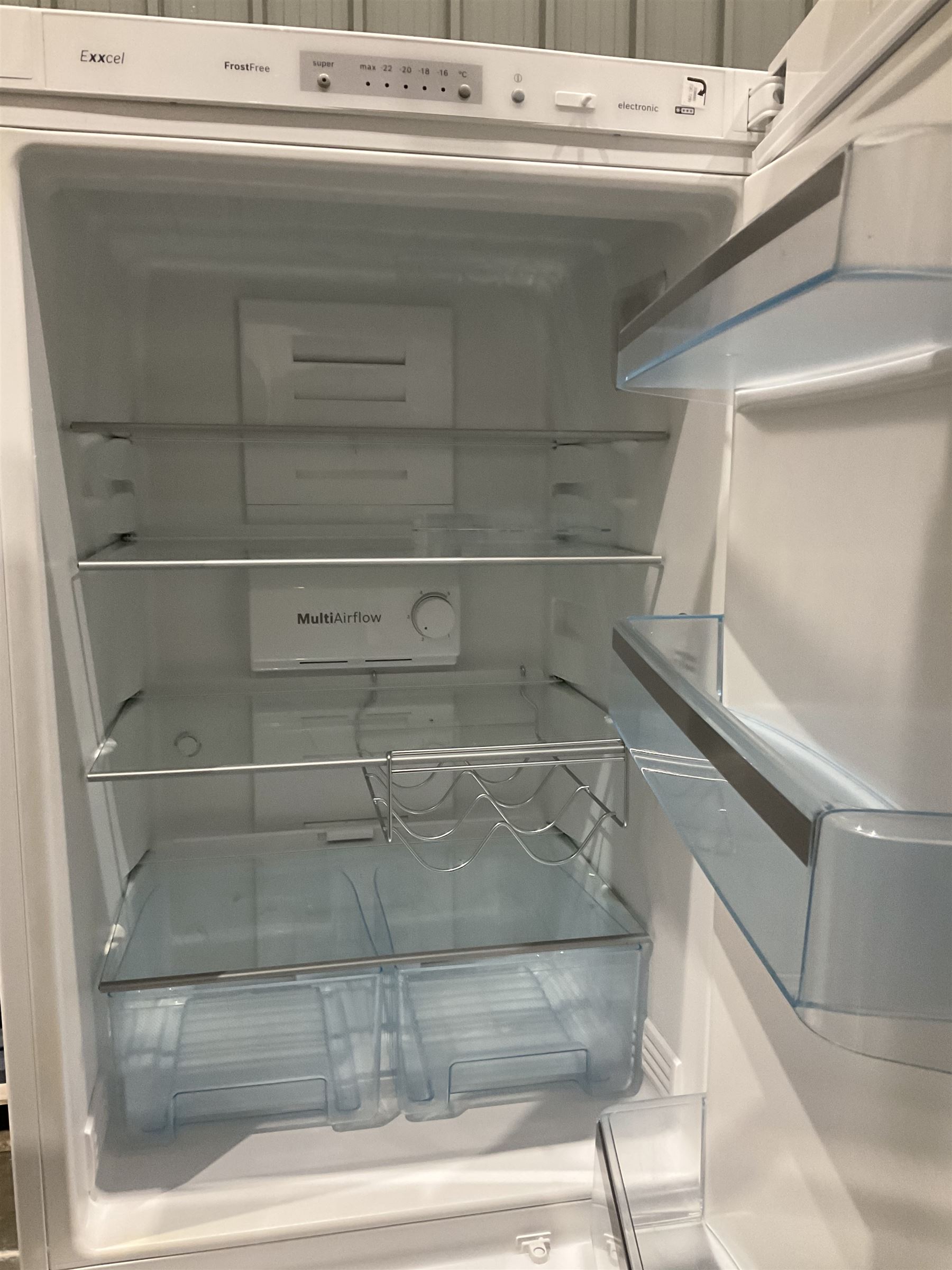Bosch Exxcel Frost free fridge freezer  - THIS LOT IS TO BE COLLECTED BY APPOINTMENT FROM DUGGLEBY STORAGE, GREAT HILL, EASTFIELD, SCARBOROUGH, YO11 3TX